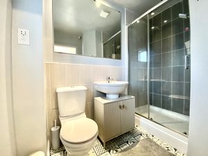 En-Suite Shower Room- click for photo gallery